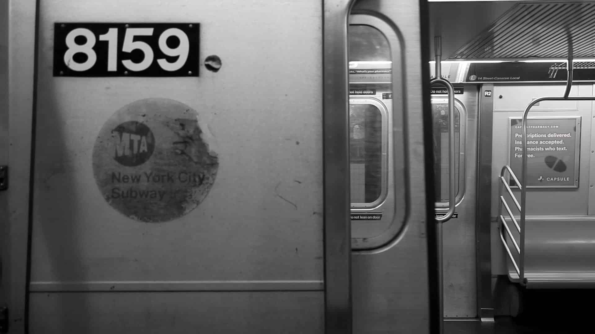subway door